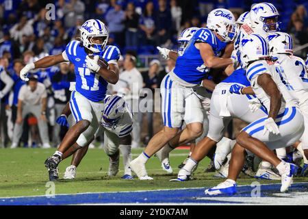 26. Oktober 2024: Duke Blue Devils Running Back Star Thomas (17) stürmt sich zum Touchdown während des NCAA-Fußballspiels zwischen den SMU Mustangs und dem Stockfoto