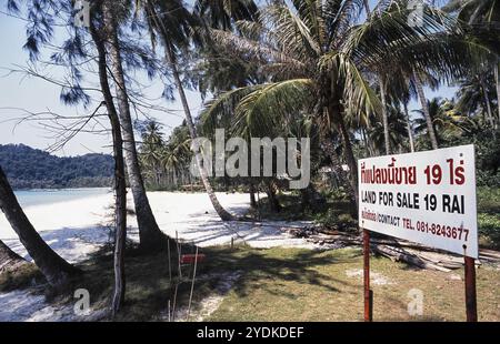 17.02.2010, Ko Kut, Trat, Thailand, Asien, Grundstück zum Verkauf am Traumstrand der Insel Ko Kut im Golf von Thailand, Asien Stockfoto