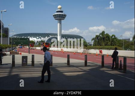 01.03.2019, Singapur, Republik Singapur, Asien, Blick auf den Turm und das neue Jewel Terminal am Changi International Airport vom Terminal 3, AS Stockfoto