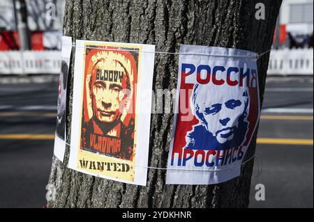 07.03.2022, Berlin, Deutschland, Europa, Ein Protestplakat mit dem Bild des russischen Präsidenten Wladimir Putin und den Worten Europa Stockfoto