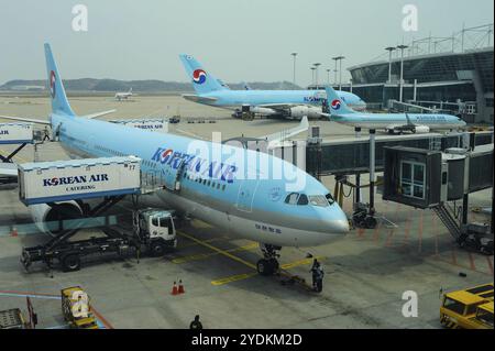 03.05.2013, Seoul, Südkorea, Asien, Korean Air Passenger Aircraft auf dem Vorfeld des Incheon International Airport, Asien Stockfoto