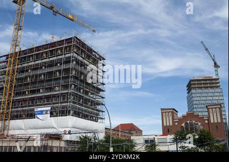 24.06.2019, Berlin, Deutschland, Europa, Neubau von Bürogebäuden auf einer Baustelle am Ostbahnhof im Bezirk Friedrichshain-Kreuzberg Stockfoto