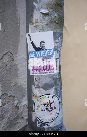 07.06.2017, Heidelberg, Deutschland, Europa, Ein Aufkleber mit dem übertriebenen Bild des deutschen AfD-Politikers Bjoern Hoecke und dem Slogan Never Again! Ist St Stockfoto