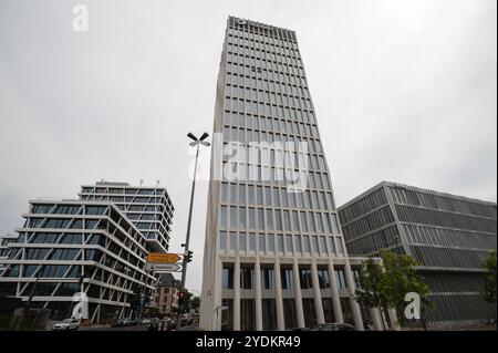 10.06.2019, Berlin, Deutschland, Europa, Hochhaus mit Sitz der Total Deutschland GmbH in Europacity im Stadtteil Moabit in Mitte. Stockfoto