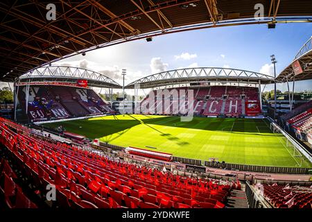 UTRECHT, Niederlande. Oktober 2024. Fußball, Galgenwaard-Stadion, niederländische eredivisie, Saison 2024/2025, während des Spiels Utrecht - Feyenoord, Stadiumübersicht Credit: Pro Shots/Alamy Live News Stockfoto