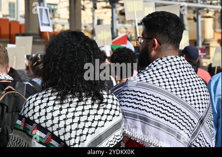 Valletta, Malta - 6. Oktober 2024: Teilnehmer einer Demonstration gegen die israelischen Aktionen im Gazastreifen Stockfoto