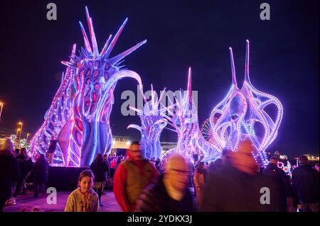 Das Lightpool Festival findet jährlich während der Blackpool Illumination während der Halbzeit Schulferien statt. Odyssee Meeresgötter Stockfoto