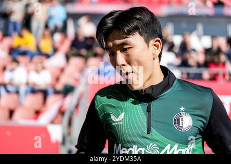 Utrecht, Niederlande. Oktober 2024. Utrecht – in der zehnten Runde der Eredivisie Saison 2024/2025. Das Spiel findet am 27. Oktober 2024 im Stadion Galgenwaard in Utrecht statt. Credit: Box to Box Pictures/Alamy Live News Stockfoto