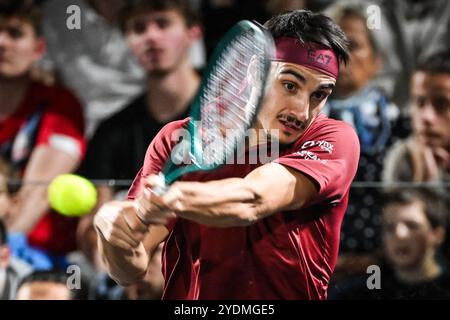Paris, Frankreich. Oktober 2024. Lorenzo SONEGO aus Italien während des zweiten Qualifikationstages des Rolex Paris Masters 2024, ATP Masters 1000 Tennisturniers am 27. Oktober 2024 in der Accor Arena in Paris, Frankreich - Foto Matthieu Mirville/DPPI Credit: DPPI Media/Alamy Live News Stockfoto