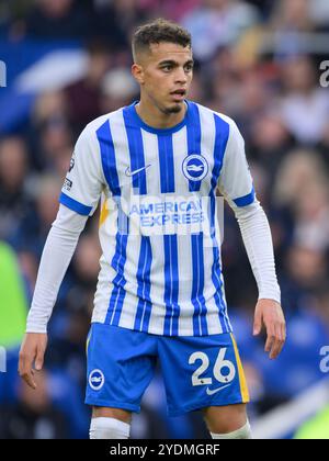 Brighton, Großbritannien. Oktober 2024. Brighton, England - 26. Oktober: Brighton & Hove Albions Yasin Ayari während des Premier League 2024/25-Spiels zwischen Brighton und Hove Albion gegen Wolverhampton Wanderers im Amex Stadium am 26. Oktober 2024 in Brighton, England. (David Horton/SPP) Credit: SPP Sport Press Photo. /Alamy Live News Stockfoto