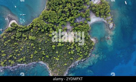 Drohnenfoto der antiken Stadt Phaselis, Türkei. Stockfoto