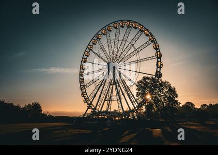 Riesenrad in Heringsdorf, Usedom, Ostsee, Deutschland, Messe, Volksfest, Messe, Weihnachtsmarkt Stockfoto