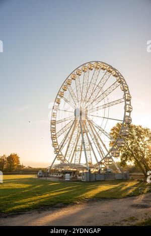 Riesenrad in Heringsdorf, Usedom, Ostsee, Deutschland, Messe, Volksfest, Messe, Weihnachtsmarkt Stockfoto