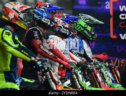 Vancouver, Kanada. Oktober 2024. Oktober 2024; Vancouver, British Columbia, Kanada; SX2 Racer am Tor des BC Place Stadions. (Foto: Simon Fearn/SIPA USA) Credit: SIPA USA/Alamy Live News Stockfoto