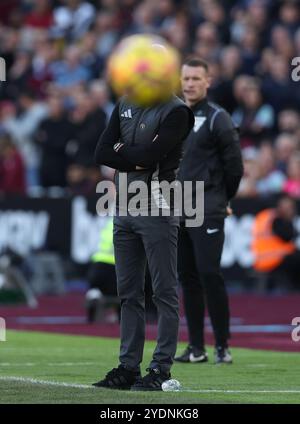 London, Großbritannien. Oktober 2024. Während des Premier League-Spiels im London Stadium. Der Bildnachweis sollte lauten: Paul Terry/Sportimage Credit: Sportimage Ltd/Alamy Live News Stockfoto