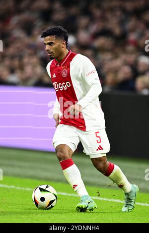 AMSTERDAM - Owen Wijndal of Ajax während des niederländischen Eredivisie-Spiels zwischen AFC Ajax Amsterdam und Willem II in der Johan Cruijff Arena am 27. Oktober 2024 in Amsterdam. ANP OLAF RISS Stockfoto
