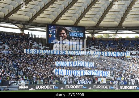 Rom, Italien. Oktober 2024. Lazio-Fans wurden während des Spiels der Serie A zwischen Lazio und Genua im Olympiastadion gesehen. Endpunktzahl Lazio 3: 0 Genua Credit: SOPA Images Limited/Alamy Live News Stockfoto