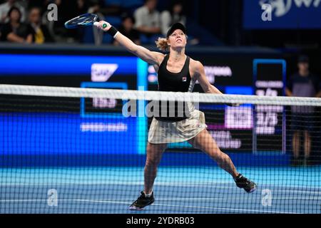 Tokio, Japan. Oktober 2024. Laura Siegemund (GER) Tennis : Doppelfinalspiel im Ariake Kolosseum während des TORAY PAN PACIFIC OPEN TENNIS 2024 in Tokio, Japan. Quelle: SportsPressJP/AFLO/Alamy Live News Stockfoto