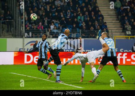 Fußball 3. Liga, Saison 2024/25, 12. Spieltag: Waldhof Mannheim gegen SV Wehen-Wiesbaden Stockfoto