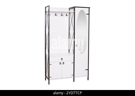 Moderner Holzschrank mit Spiegel und Haken - stilvolle Aufbewahrungslösung für Schlafzimmer und Eingänge Stockfoto