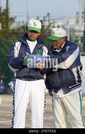 Jugend-Baseball-Manager und -Trainer Stockfoto