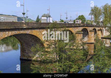 Pont Louis Philippe ist eine Brücke über den Fluss Lot, Cahors, Frankreich, Europa Stockfoto