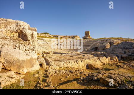 Griechisches Theater, Archäologischer Park Neapolis, UNESCO-Weltkulturerbe, Syrakus, Sizilien, Italien, Mittelmeer, Europa Stockfoto