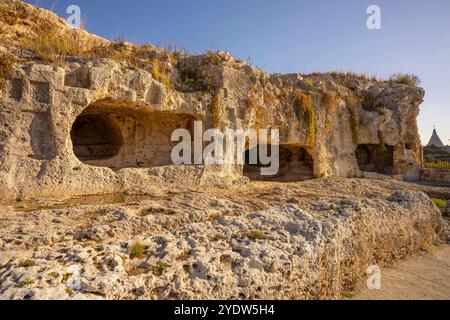 Katakomben, die während der Verfolgung von Christen des Römischen Reiches von Syrakus, Neapolis Archäologischer Park, UNESCO, Syrakus, Sizilien gebaut wurden Stockfoto