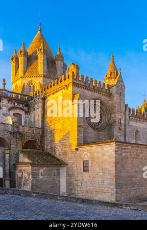 Kathedrale von Evora, UNESCO-Weltkulturerbe, Evora, Alentejo, Portugal, Europa Stockfoto