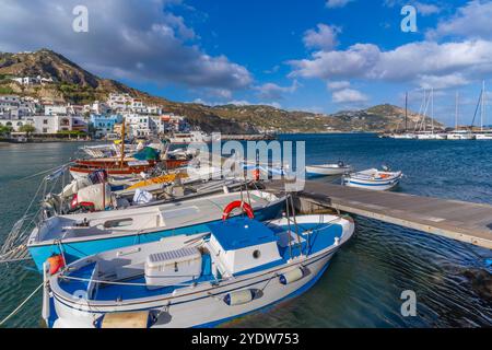 Blick auf Sant'Angelo von Porto di Sant'Angelo, Sant'Angelo, Insel Ischia, Kampanien, Italien, Europa Stockfoto