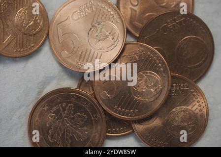 Etwa fünf-Euro-Cent-Münzen, Nahaufnahme Stockfoto