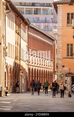 Corso Cavour, Foligno, Perugia, Umbrien, Italien, Europa Stockfoto