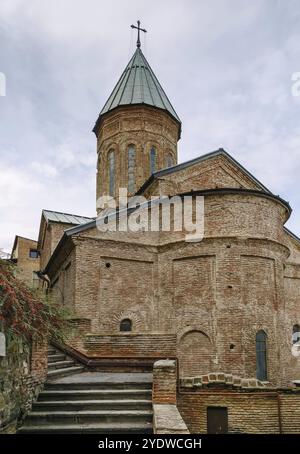 Die Heilige Mutter Gottes Kirche von Bethlehem steht auf einem Hügel im Zentrum von Tiflis, Georgien, Asien Stockfoto