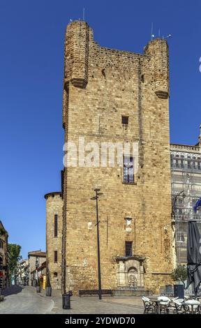 Ehemaliger Palast der Erzbischöfe in Narbonne, Frankreich. Turm Stockfoto
