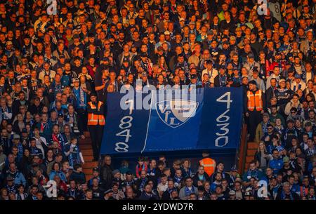 Bochum, Deutschland. Oktober 2024. Bochum Fans VfL Bochum - FC Bayern München 27.10.2024 Copyright (nur für journalistische Zwecke) von : Moritz Mülle Stockfoto