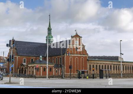 Die Kirche von Holmen ist eine Kirche im Zentrum von Kopenhagen in Dänemark, an der Straße namens Holmens Kanal Stockfoto