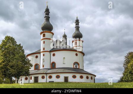 Die Dreifaltigkeitskirche Kappl ist der wichtigste barocke Rundbau, der 1698 von Georg Dientzenhofer in Waldsa errichtet wurde Stockfoto