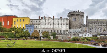 Panoramablick auf das Schloss Dublin vom Garten, Irland, Europa Stockfoto