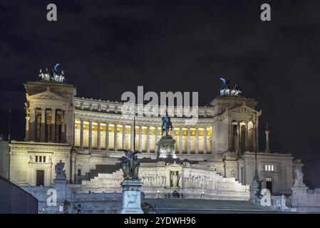 Das Altare della Patria, auch als Nationaldenkmal für Victor Emmanuel II. Bekannt, ist ein Denkmal zu Ehren von Victor Emmanuel, dem ersten König von A un Stockfoto