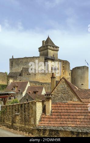 Chateau de Castelnaud ist eine mittelalterliche Festung in der Gemeinde Castelnaud-la-Chapelle im Perigord, Südfrankreich Stockfoto