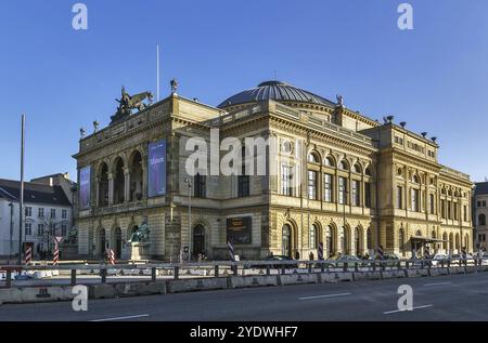 Das Königliche Dänische Theater befindet sich 1874 in Kopenhagen am Kongens Nytorv Stockfoto