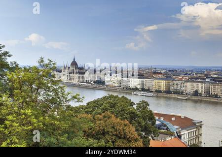 Blick auf das Stadtzentrum von Budapest von den Budaer Hügeln, Ungarn, Europa Stockfoto