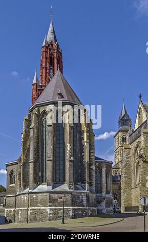 St. John's Cathedral im historischen Zentrum von Maastricht die gotische Kirche aus dem 13. Jahrhundert wurde mit roten Steinen erbaut, Niederlande Stockfoto