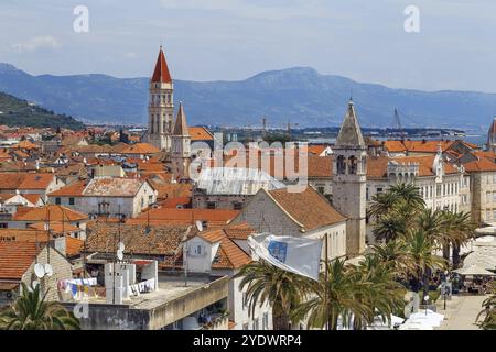 Blick auf die Altstadt von Trogir von der Festung Kamerlengo, Kroatien, Europa Stockfoto