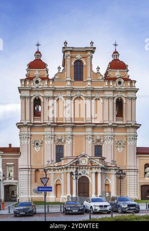 Die Kirche St. Kasimir ist eine römisch-katholische Kirche in der Altstadt von Vilnius, Litauen. Sie ist die erste und älteste barocke Kirche in Vilnius, erbaut im Jahre 16 Stockfoto