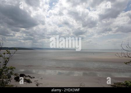 Die Flussmündung des Flusses Kent bietet einen Blick von Far Arnside und Morecambe Bay Westmorland und Furness England Stockfoto