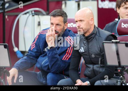 Manchester United Assistenztrainer Ruud van Nistelrooy während des Spiels West Ham United FC gegen Manchester United FC English Premier League im London Stadium, London, England, Vereinigtes Königreich am 27. Oktober 2024 Credit: Every Second Media/Alamy Live News Stockfoto