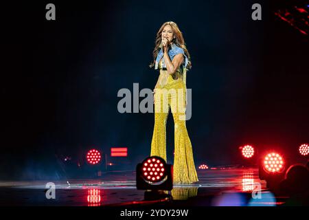 Dortmund Schlagersaengerin Andrea Berg beim Auftritt in der ARD Fernsehsendung SCHLAGERBOOM 2024 alle FUNKELT alle GLITZERT live am 19.10.2024 aus Dortmund Schlagersaengerin Andrea Berg beim Auftritt in der ARD Fernsehsendung SCHLAGERBOOM 2024 alle FUNKELT alle GLITZERT live am 19.10.2024 aus Dortmund Ort: Westfalenhalle *** Dortmunder Schlager-Sängerin Andrea Berg in der ARD-Fernsehsendung SCHLAGERBOOM 2024 alle FUNKELT alle GLITZERT live am 19 10 2024 von Dortmunder Schlager-Sängerin Andrea Berg in der ARD-Fernsehsendung SCHLAGERBOOOM 2024 alle FUNKELT A Stockfoto