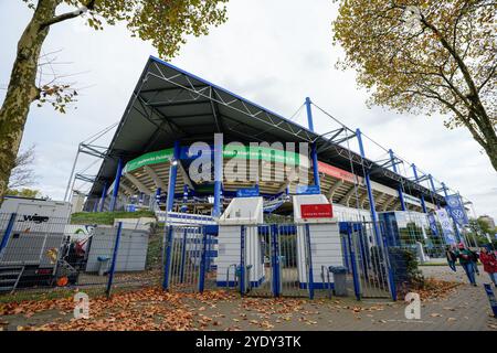 Duisburg, Schweiz. Oktober 2024. Duisburg, Deutschland, 28. Oktober 2024: Allgemeine Ansicht außerhalb der Schauinsland-Reisen-Arena vor dem Internationalen Freundschaftsfußballspiel für Damen zwischen Deutschland und Australien in der Schauinsland-Reisen-Arena in Duisburg, Deutschland. (Daniela Porcelli/SPP) Credit: SPP Sport Press Photo. /Alamy Live News Stockfoto
