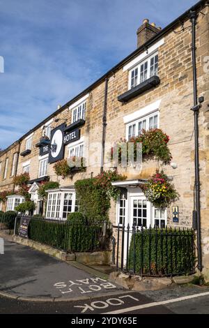 Helmsley, North Yorkshire, Großbritannien. The Black Swan Hotel - ein traditionelles Pub oder gasthaus in der Marktstadt. Stockfoto